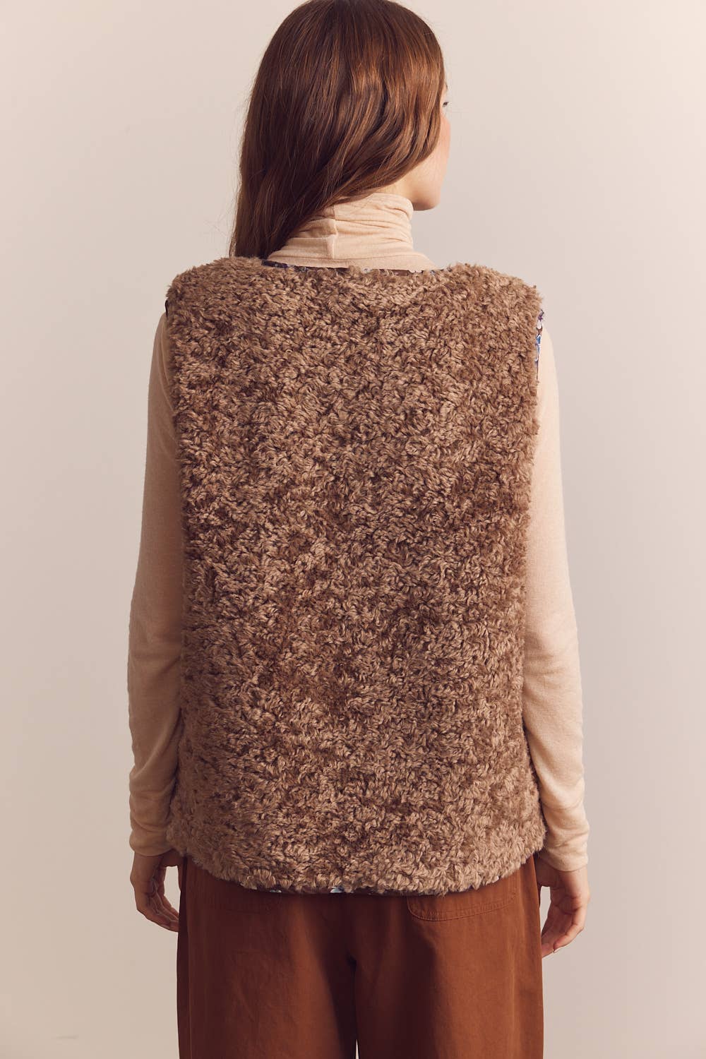 Wool blend shepherd reversible vest: Coco / Solid