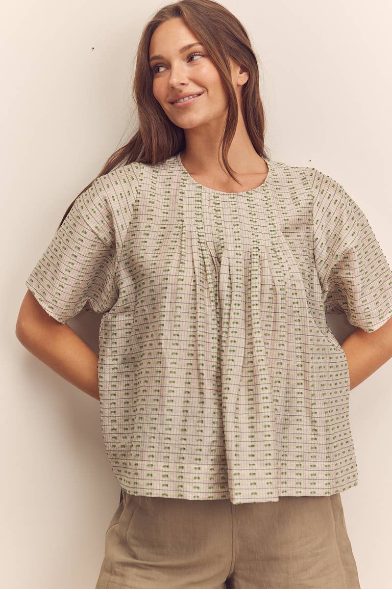 Short sleeve pleated blouse: Beige/Green / Abstract & Geometric