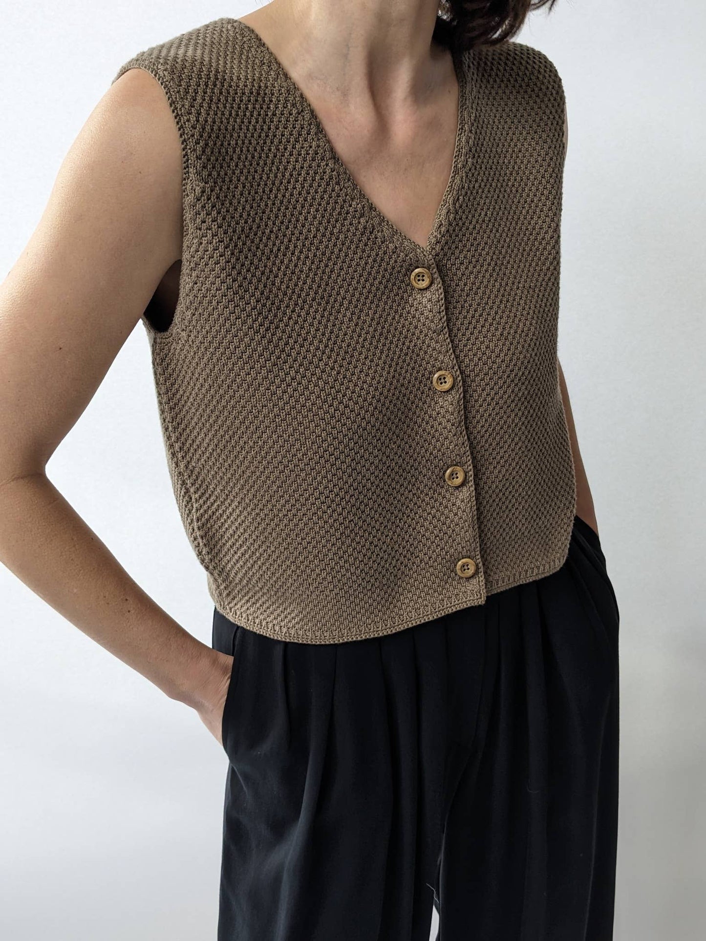 Owen Pima Cotton Vest: Ecru / 1