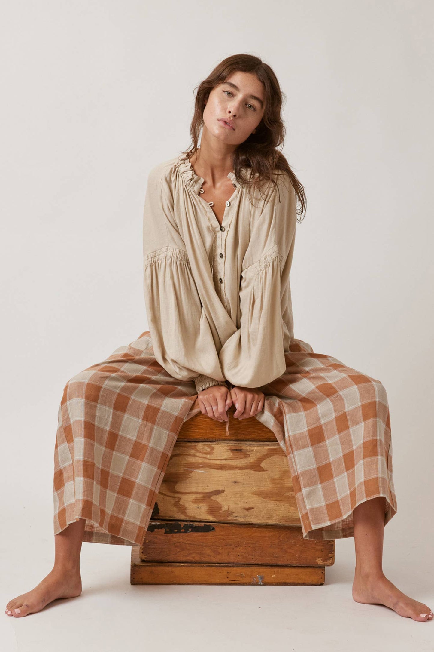 Front tie linen pants: 100% Linen