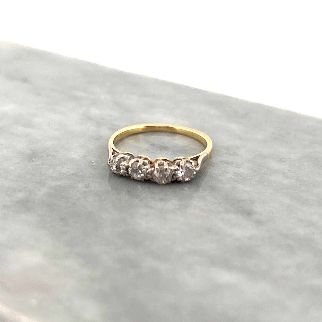Nova Vintage Diamond Ring