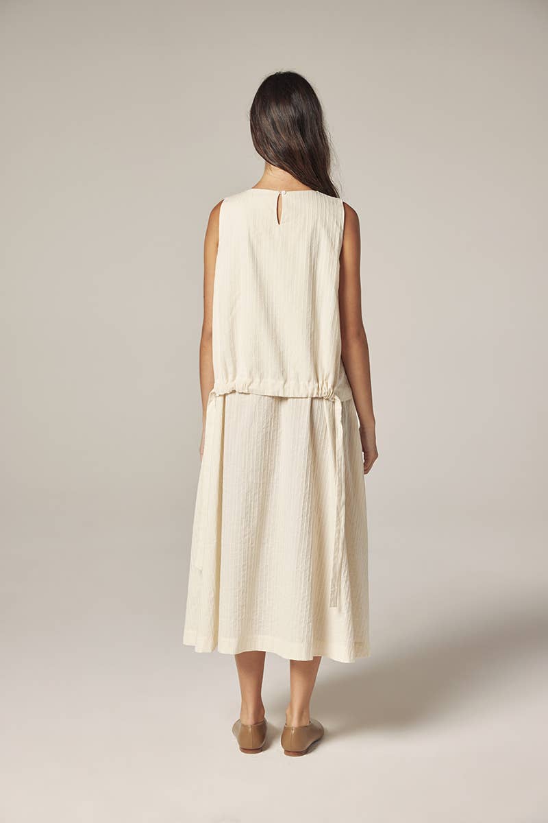 Waist tie midi dress: Ecro / Solid