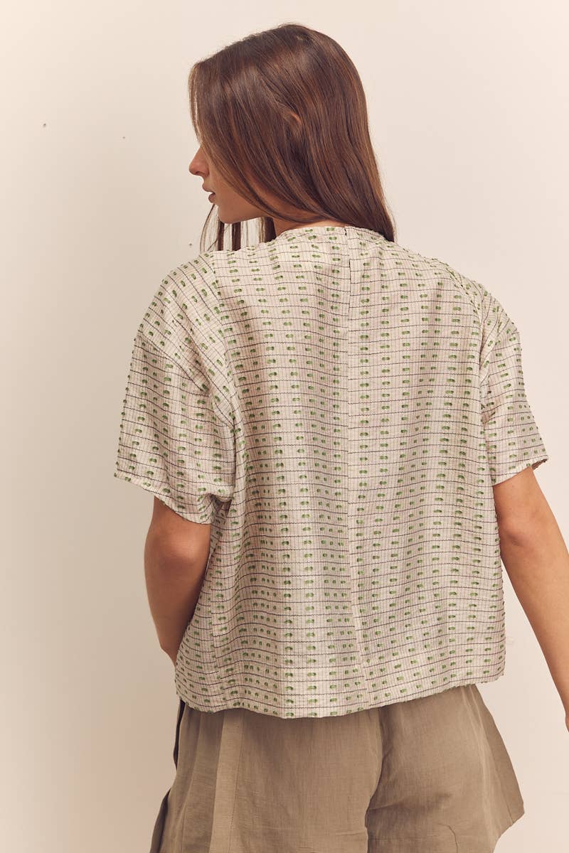 Short sleeve pleated blouse: Beige/Green / Abstract & Geometric