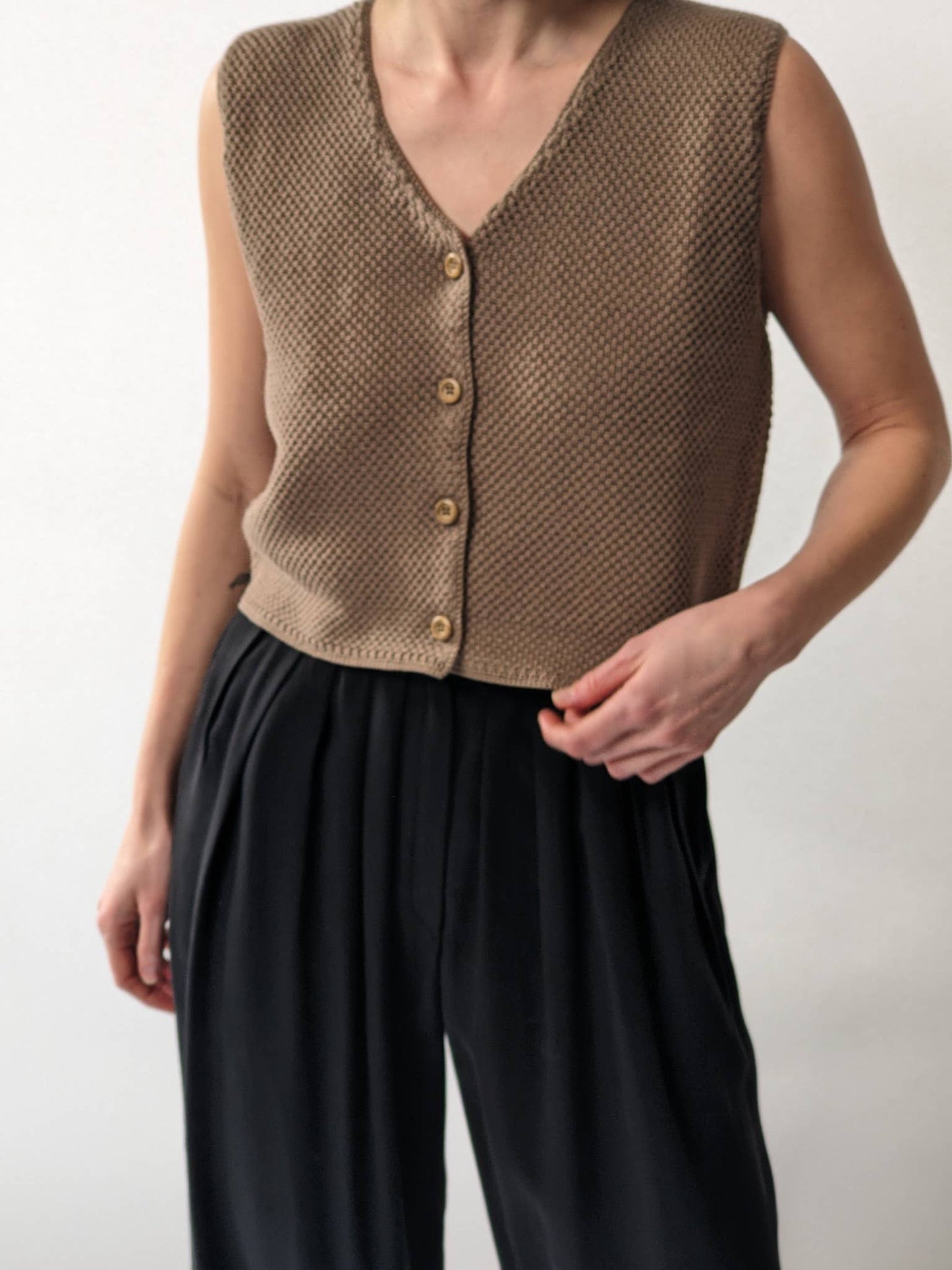 Owen Pima Cotton Vest: Ecru / 1