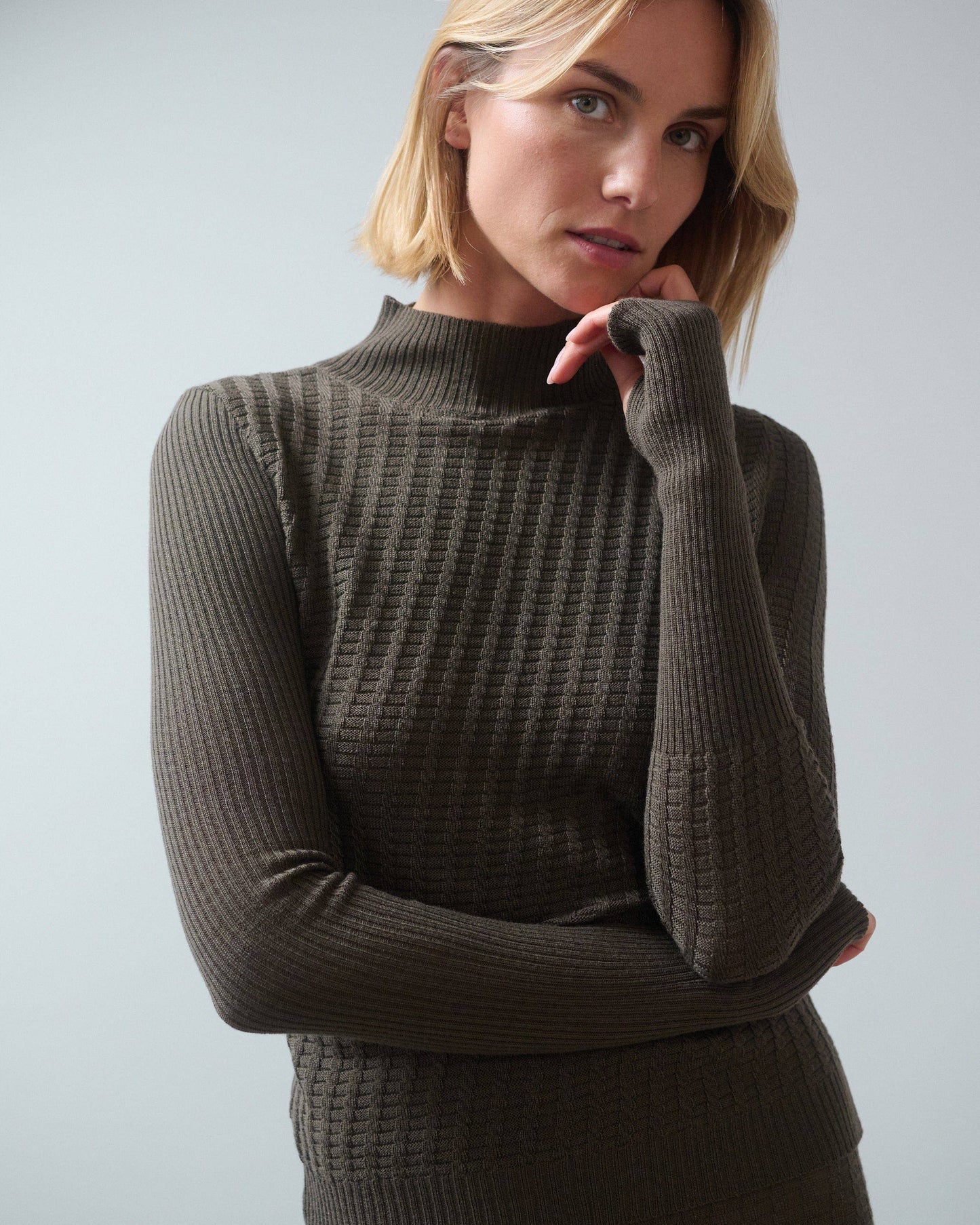 Žaltys: Nettle Merino Wool Turtleneck: Nettle / M