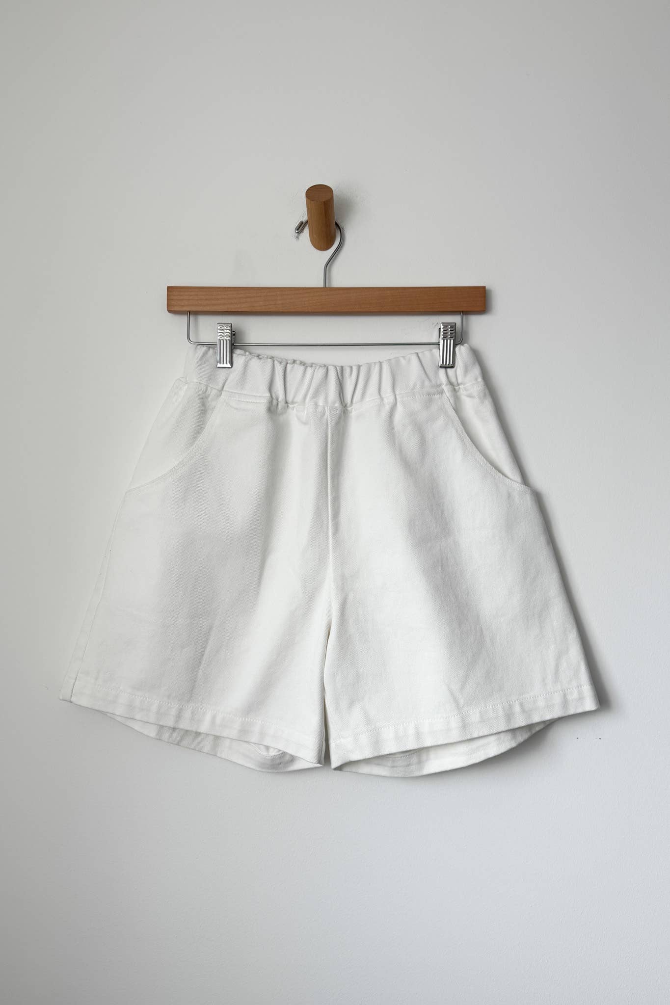 City Shorts Red Gingham