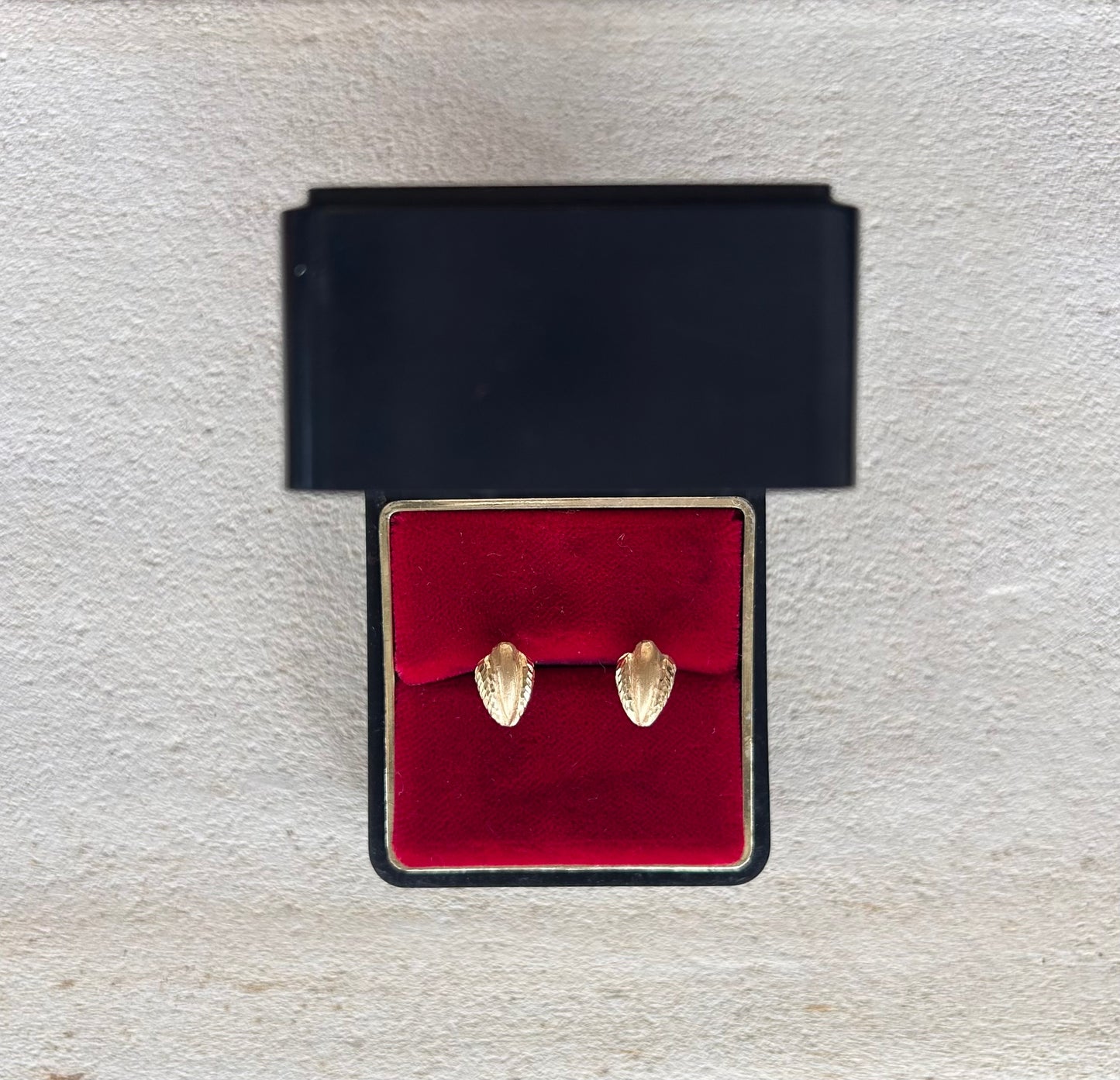 Vintage Crocus Studs
