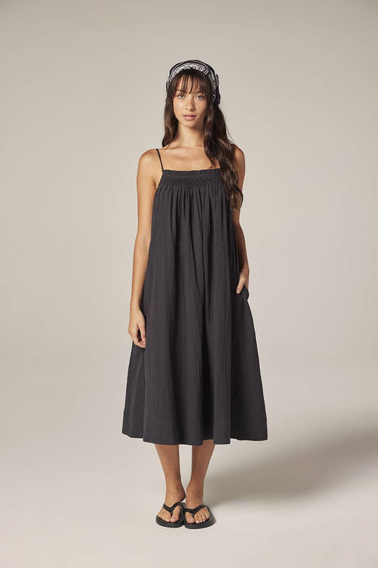 Smocked tie dress: Charcoal / Solid