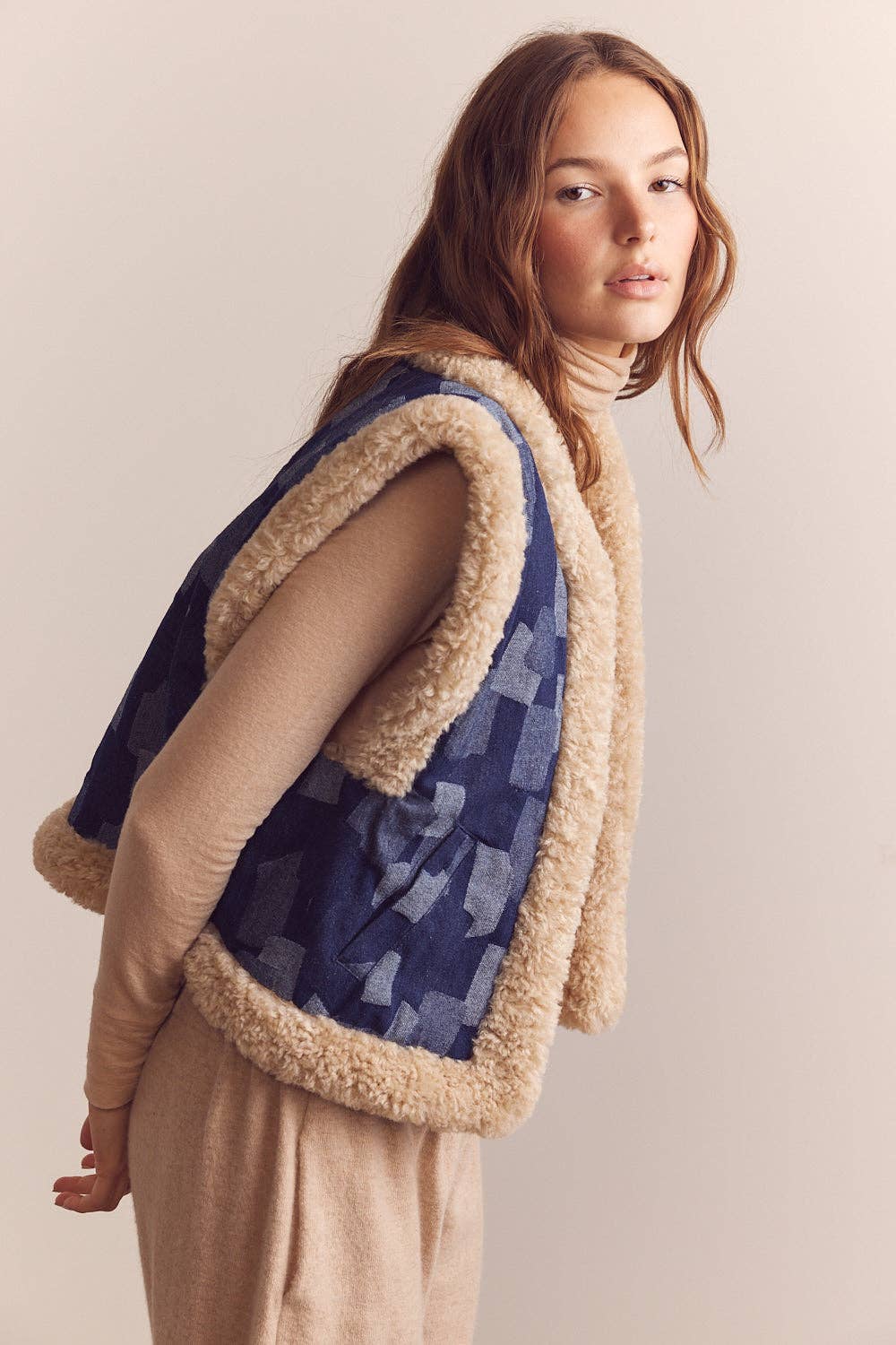 Shepherd-lined patched  denim vest: Patched denim / Patchwork / M/L