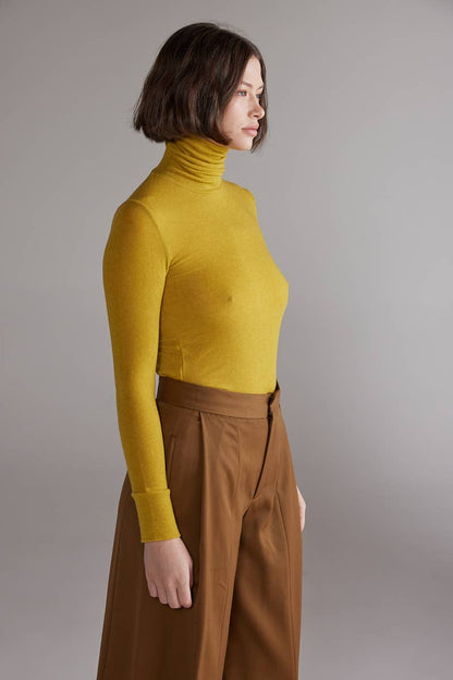 Wool blend lightweight turtleneck