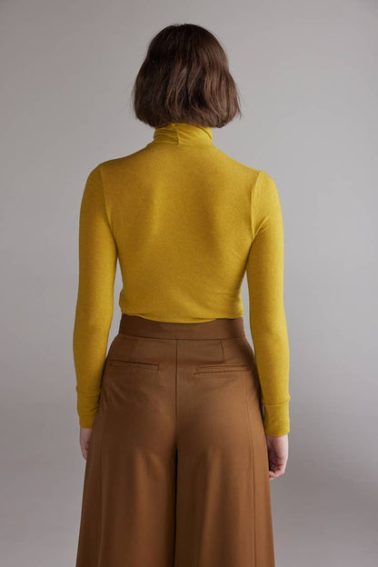 Wool blend lightweight turtleneck