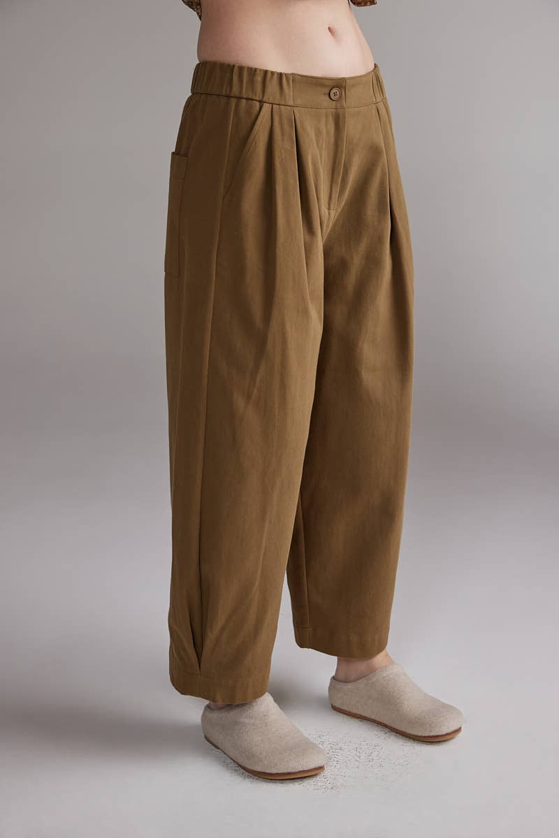 Pleated Volume Pants: Curry / Solid