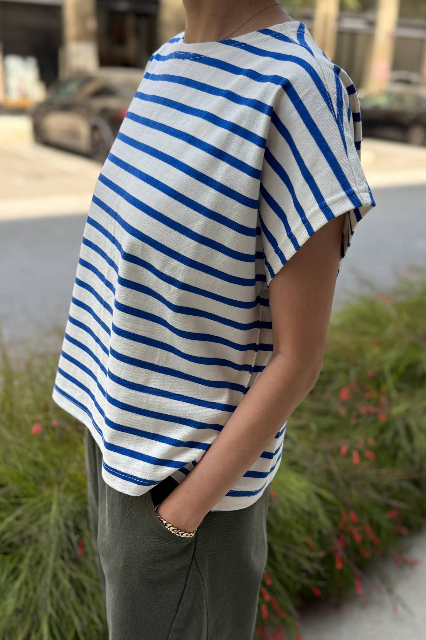 Manon Tee BLUE STRIPE ON CREAM
