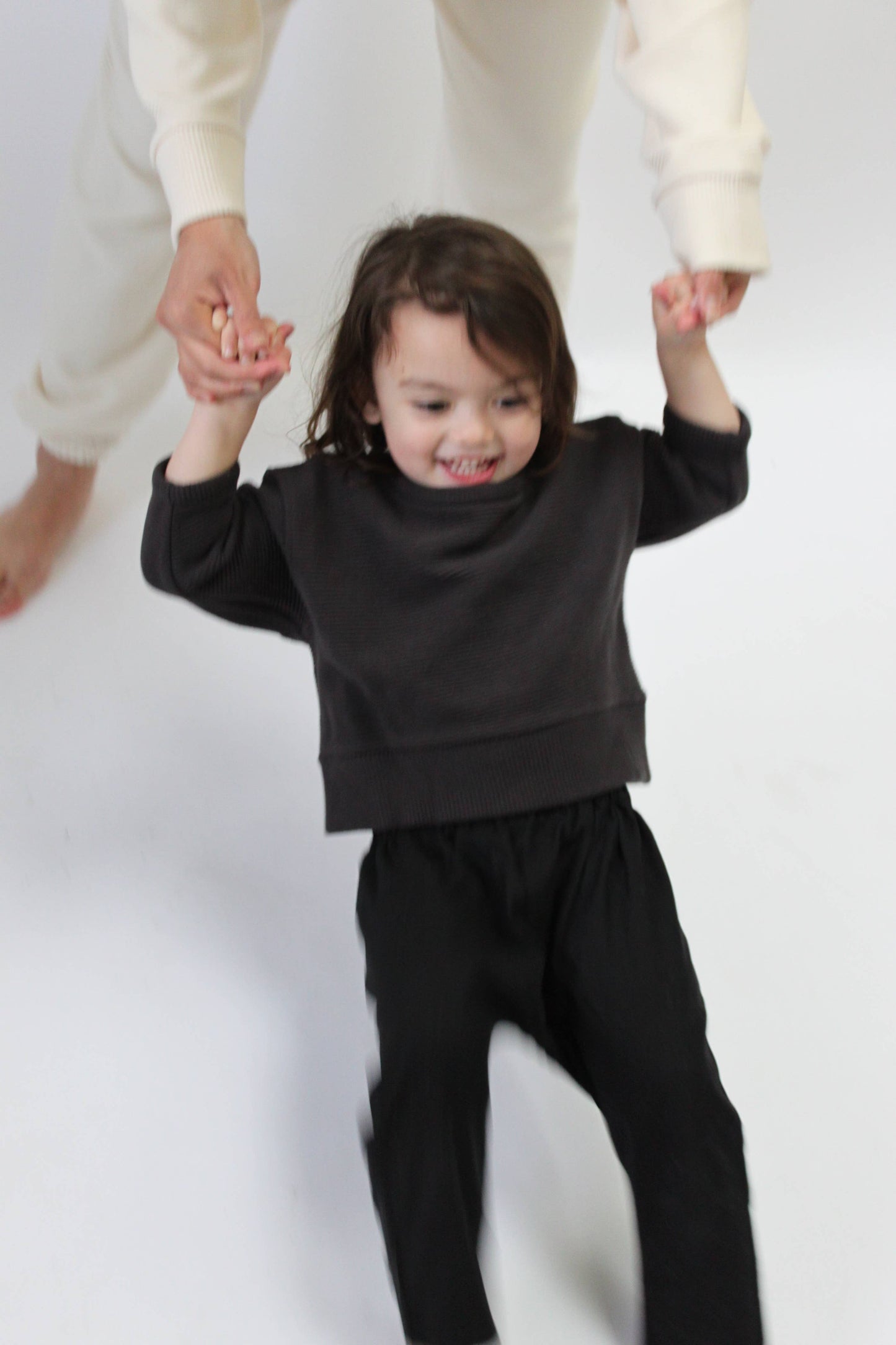 Mini Scooter Raw Silk Harem Pant: Black / 4-5 T