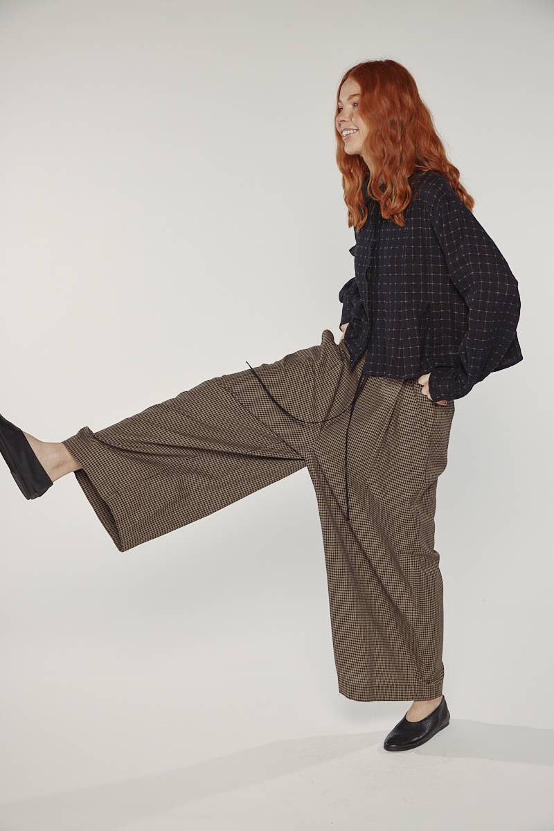 Wide leg straight pants: Black/Khaki / Checkered