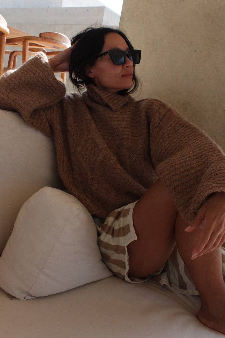 Ollie Knitted Suri Alpaca Sweater: Jute / O/S