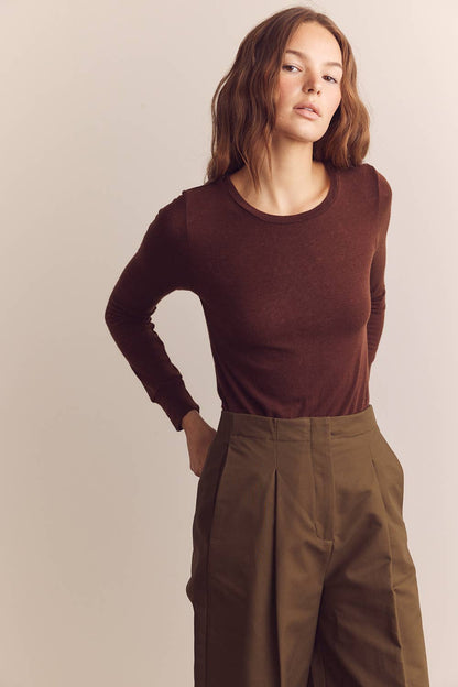 Wool blend lightweight knit top : Chestnut / Solid