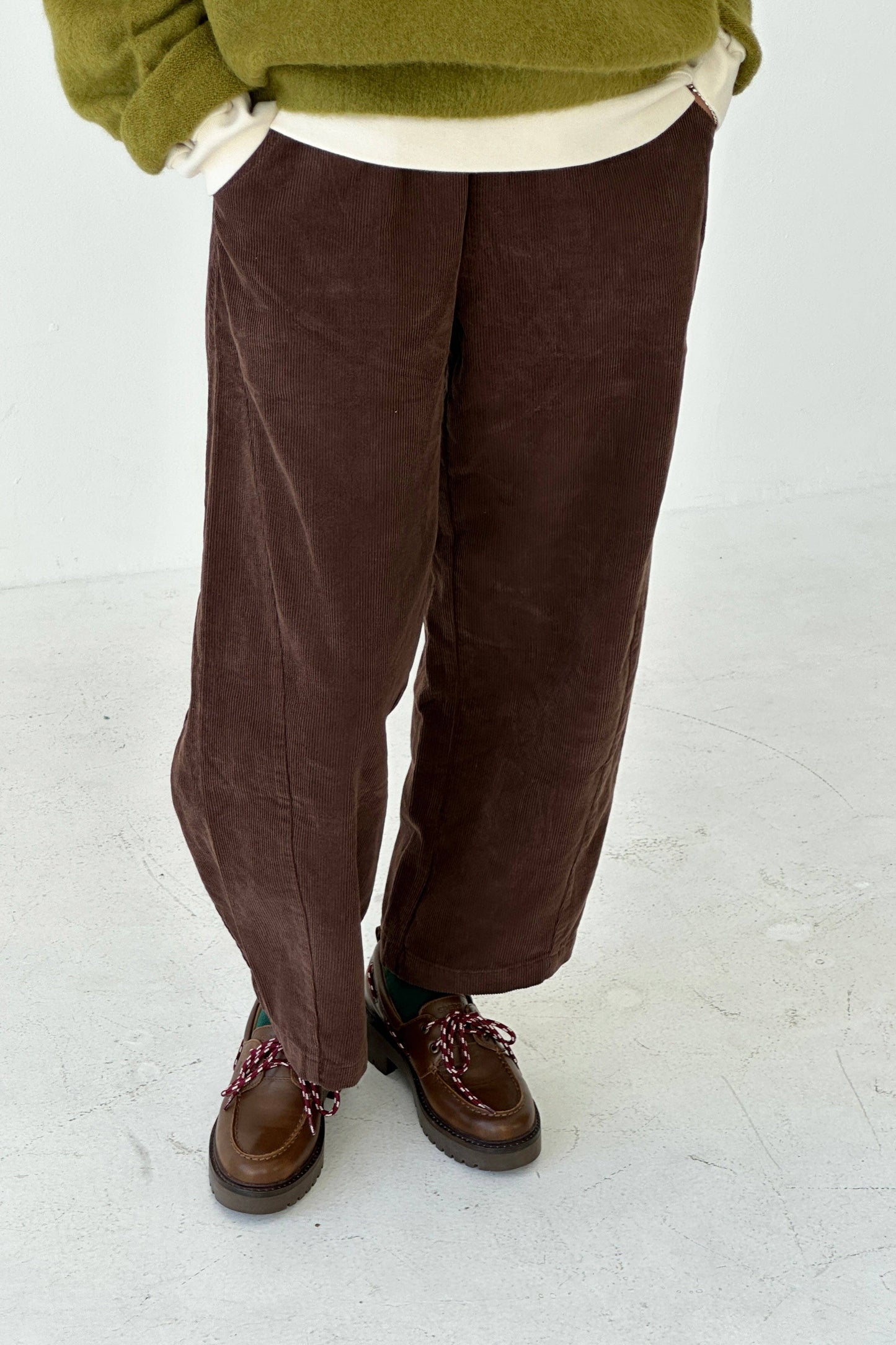 Corduroy Arc Pants Chocolate