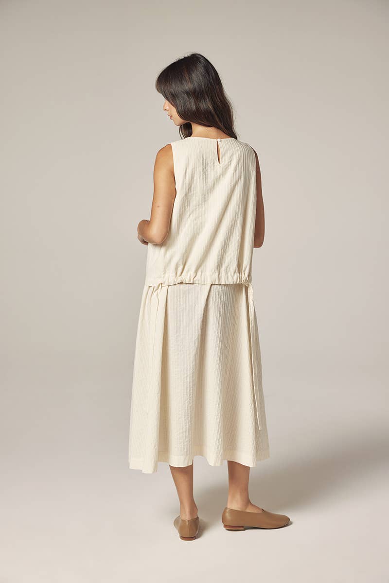 Waist tie midi dress: Ecro / Solid