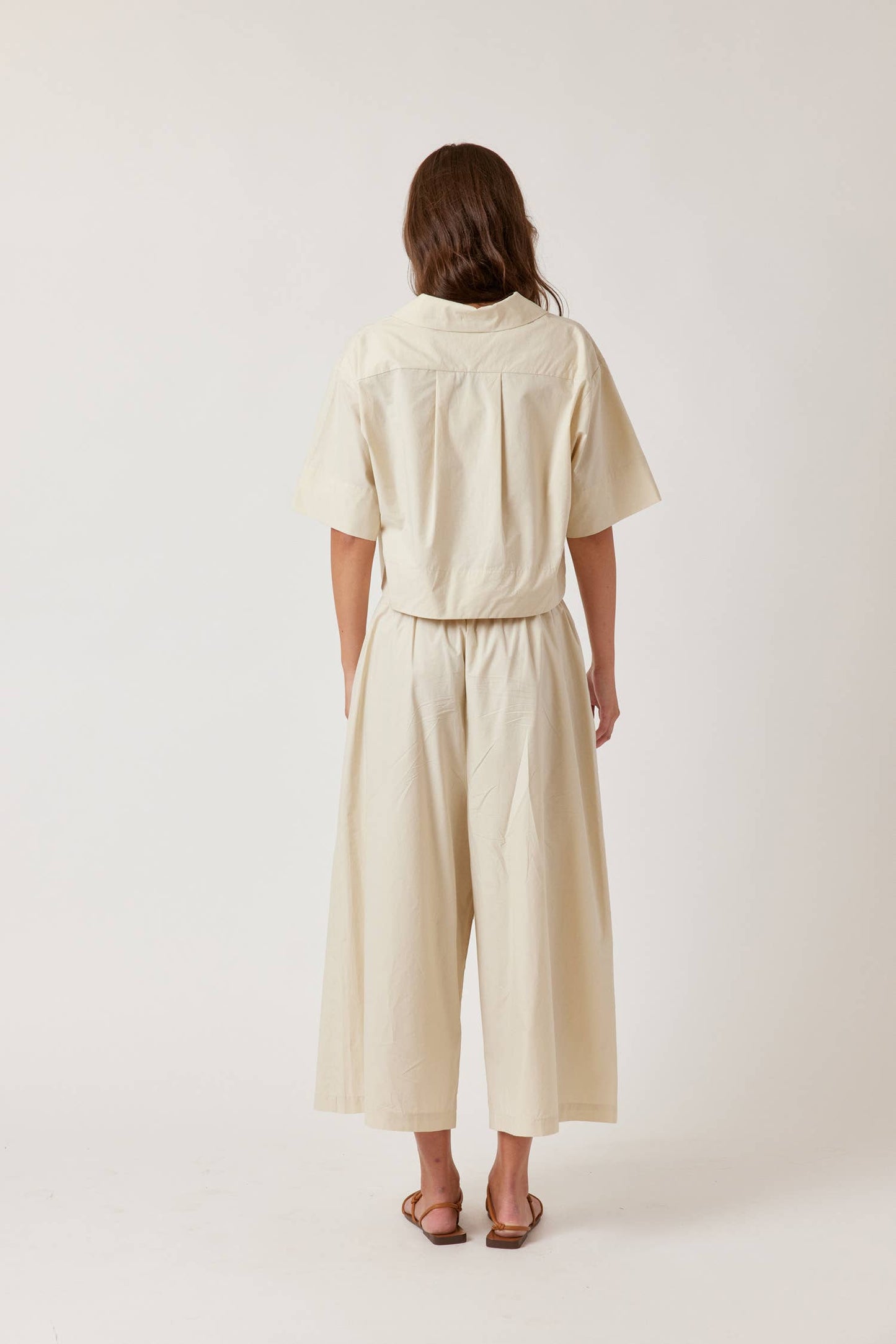 Half-sleeve crop button-down shirts: Beige / 100% Cotton