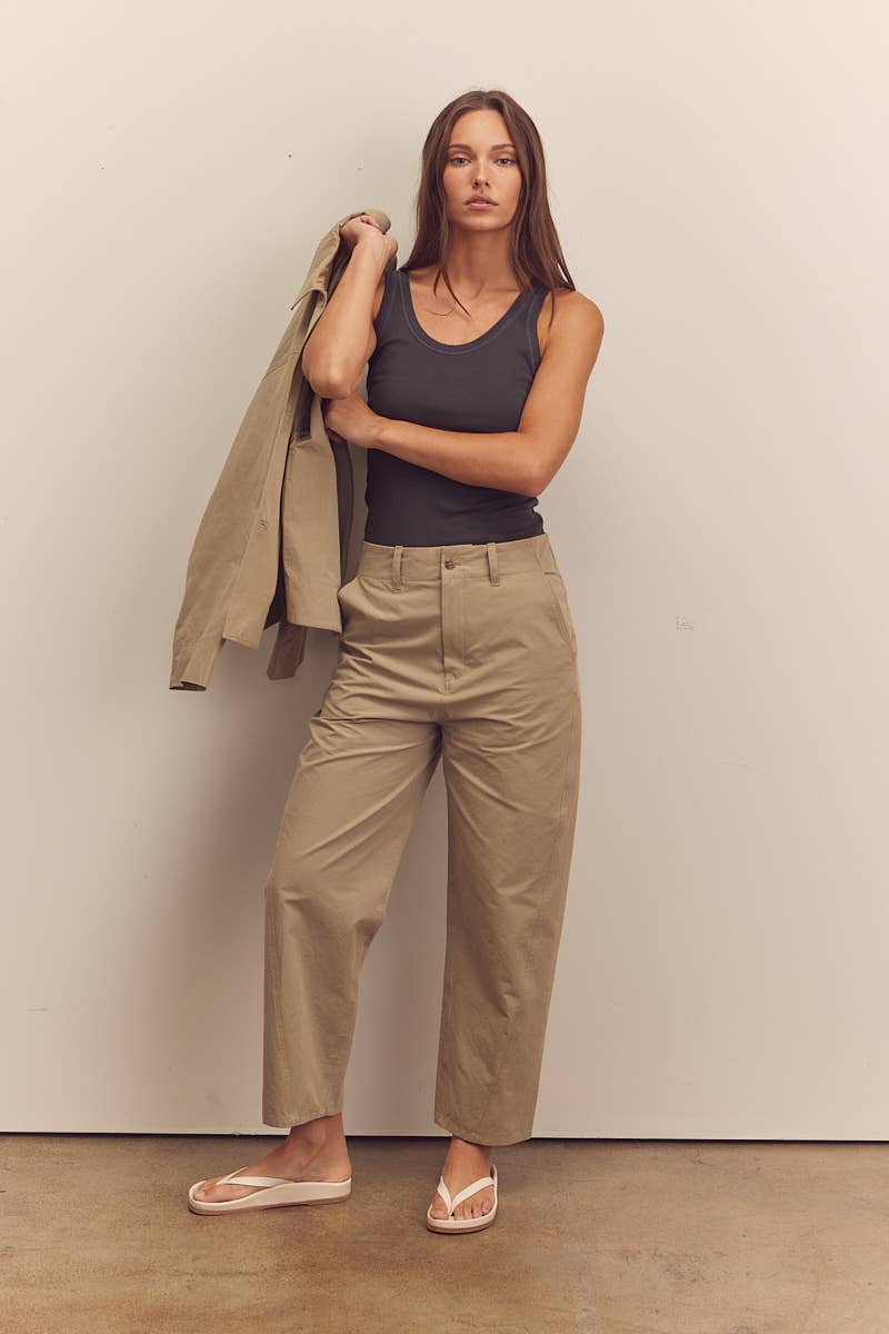 Mid-rise cotton trousers: Sage / Solid