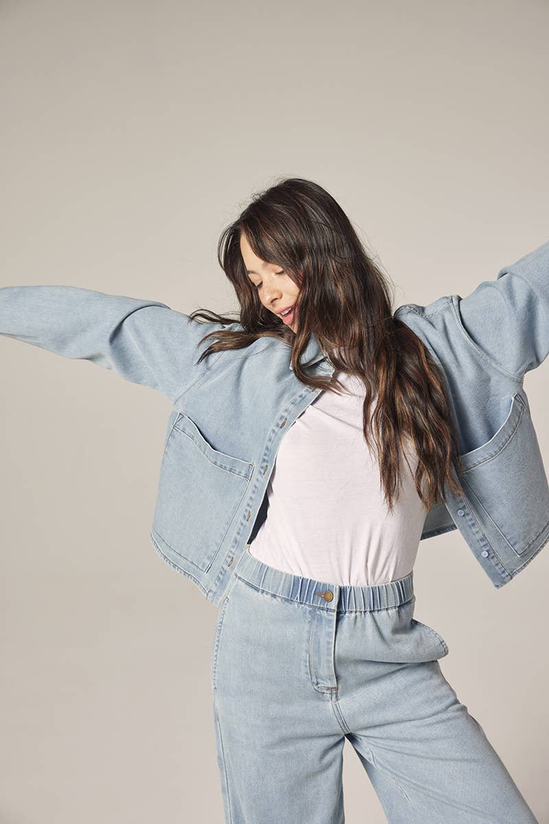 Short denim shirt: Denim / Solid