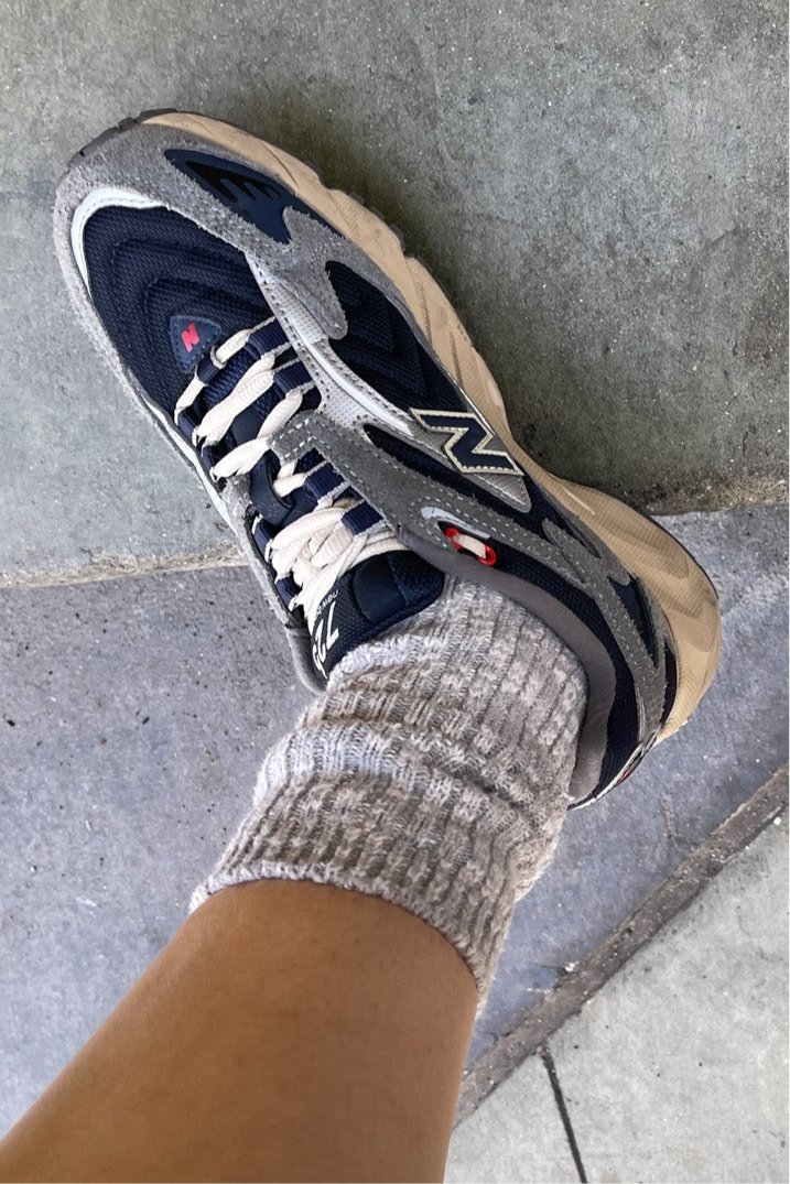 Cottage Socks: Oatmeal