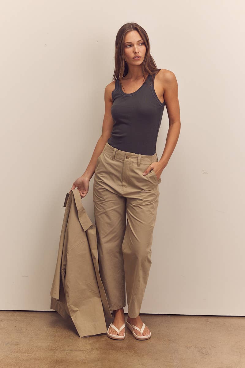 Mid-rise cotton trousers: Sage / Solid