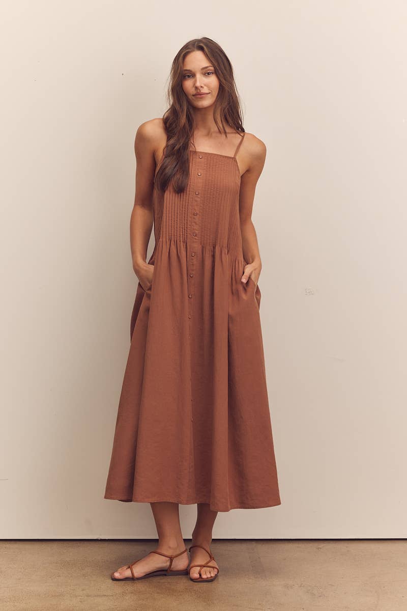 Pintuck top cami dress: Latte / Solid
