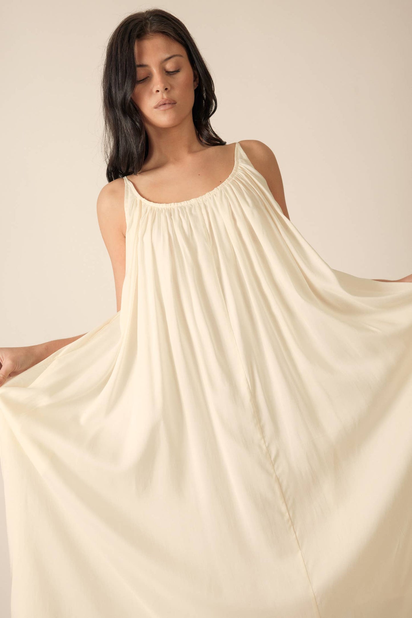 Low-back cami dress: / Ecro / 100% Tencel