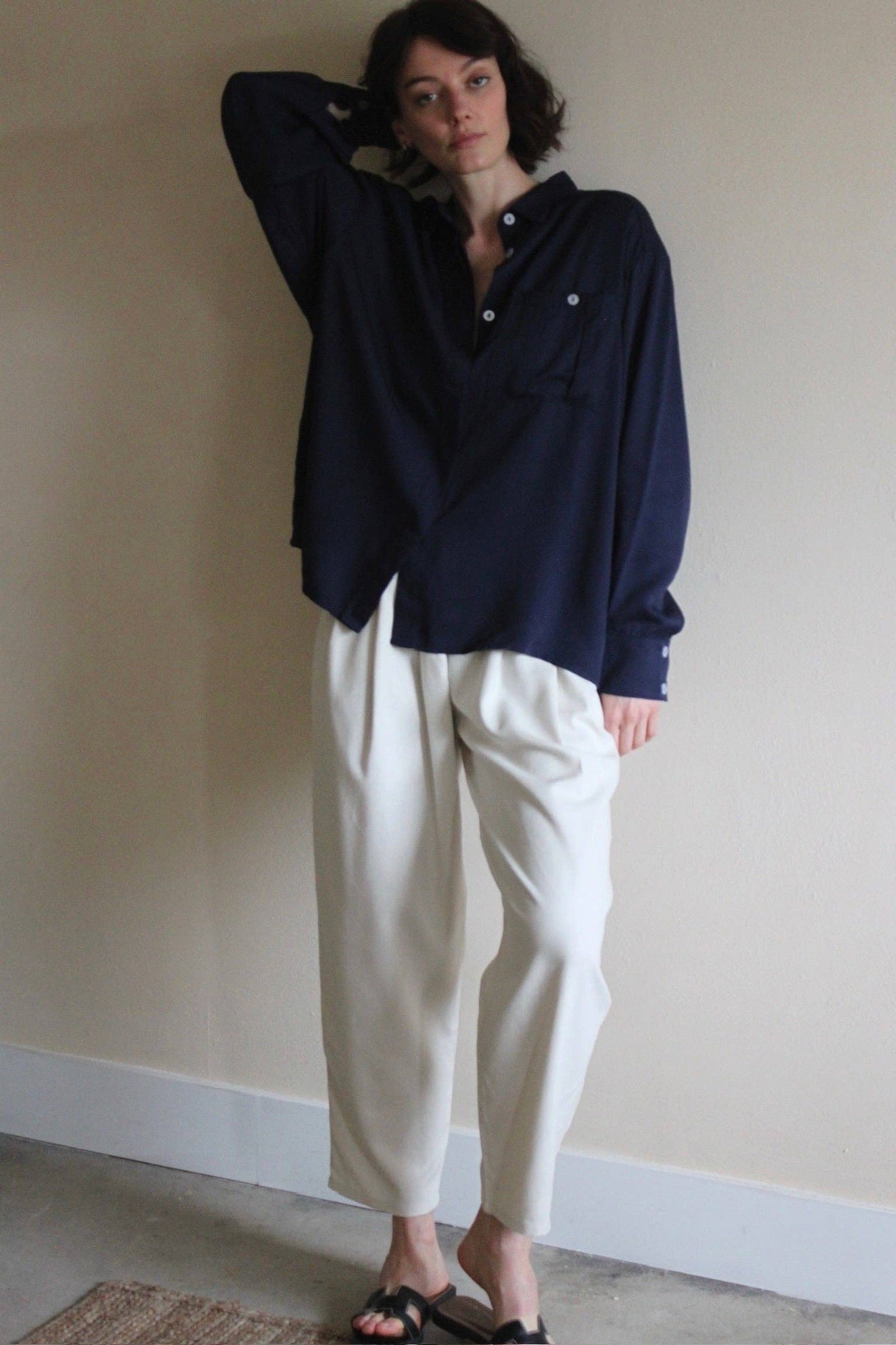 Lena Silk Canvas Pant: Black / S / 26"