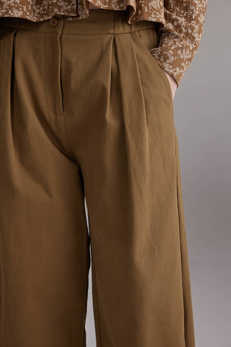 Pleated Volume Pants: Curry / Solid