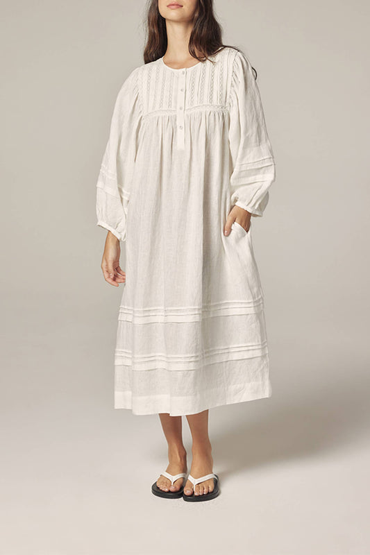 Laced linen dress: White / Solid