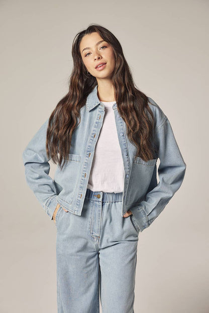 Short denim shirt: Denim / Solid