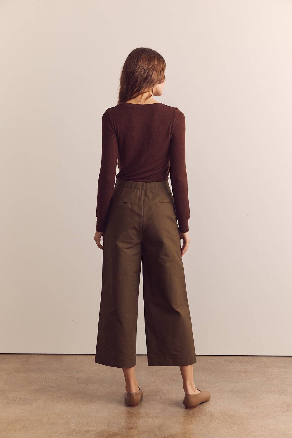 Pleated cotton trousers: Forest / Solid