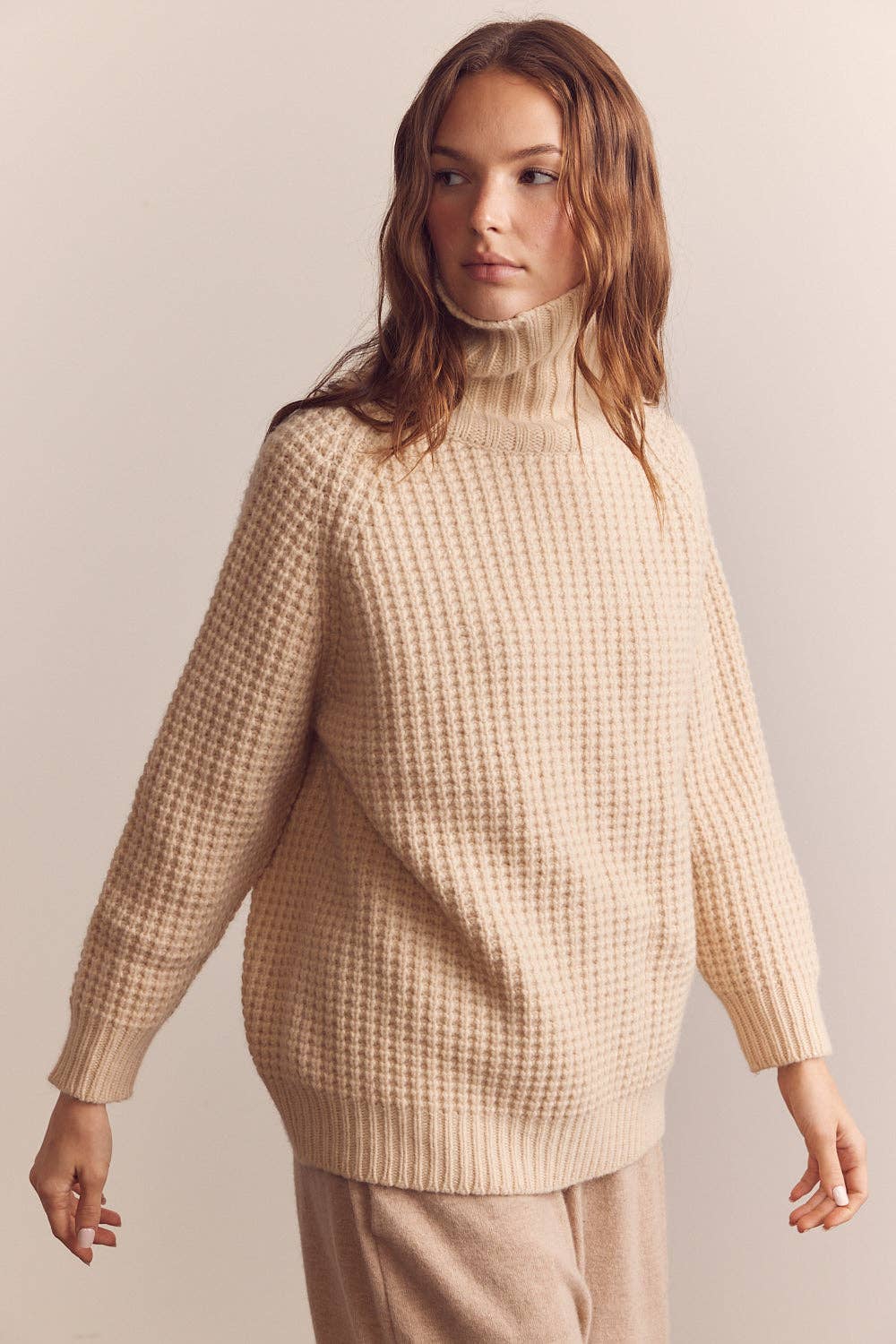 Wool turtleneck waffle sweater: Cream / Solid / XS/S