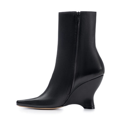 EVA by Brooklyn Bandit