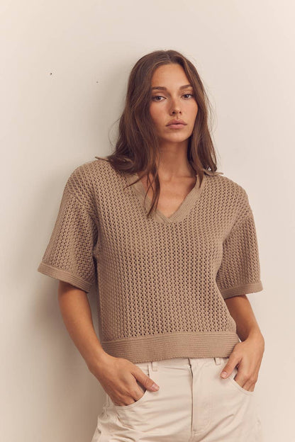 Collar textured sweater top: Mocha / Solid