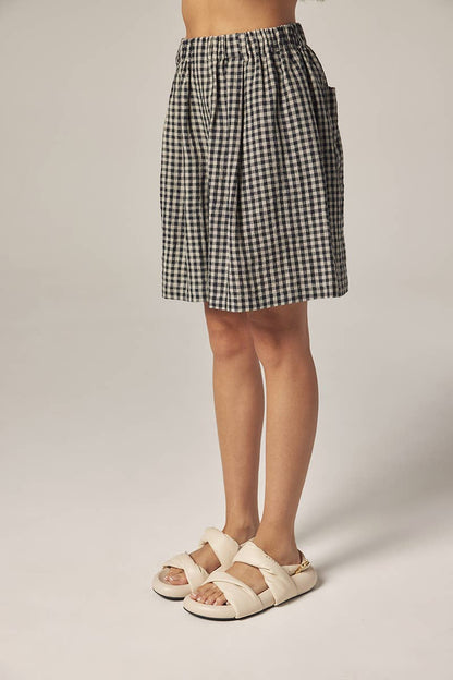 Gingham Easy Shorts: Black/Natural / Checkered