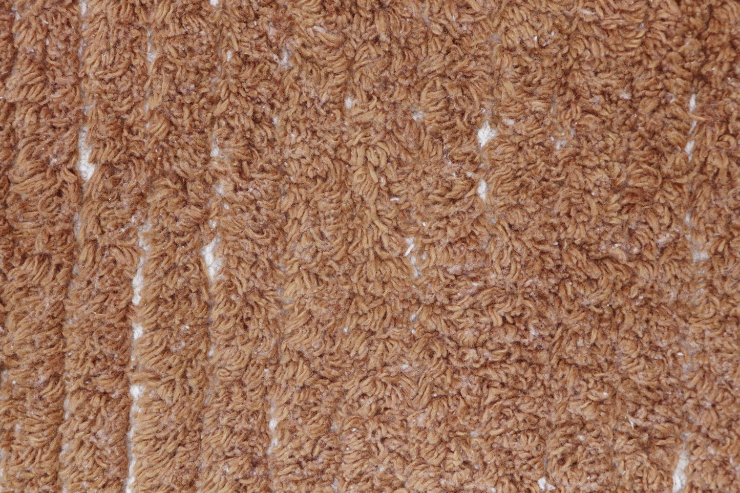Reversible washable rug Duetto Toffee L: 5' 7" x 7' 10" / 97 % cotton           3 % other fibre
Base: recycled textile fibers