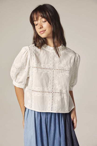 Puff sleeve tie back top: White / Contemporary